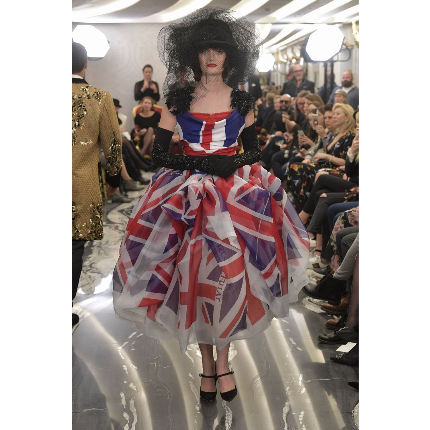Фото Dolce & Gabbana Alta Moda show British-89